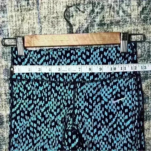 Nike Women’s Pro Geometric Dri-Fit Black Teal 3/4 Leggings Size XS - Picture 10 of 16